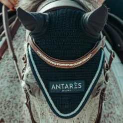 Bonnets Pour Chevaux*Antarès Sellier - Bonnet crochet Logo Écusson Marine