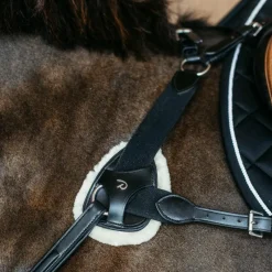 Clearance - Pad de protection en peau de mouton vegan collier de chasse 5 points New English Collection Colliers De Chasse Poneys|Colliers De Chasse