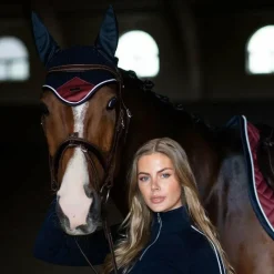 Bonnets Pour Chevaux*Equestrian Stockholm - Bonnet pour chevaux Modern Luxe noir/ foncé Rouge