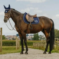 Discount - Bonnet pour chevaux Compet Je t'aime marine Bonnets Pour Chevaux