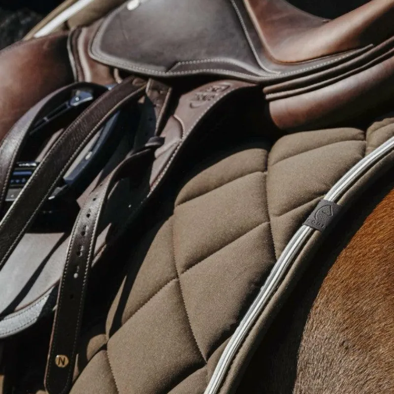 New - Tapis de selle Classic foncé Tapis Cso/ Mixtes|Tapis De Selle