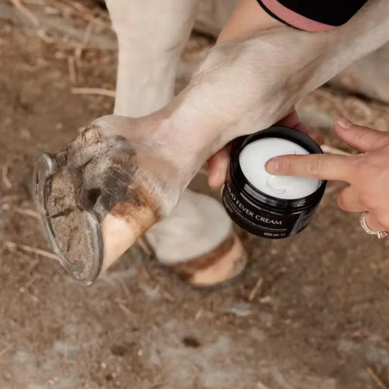 Gale De Boue*Grooming Deluxe - Crème Anti Gale de boue Mud Fever Plus