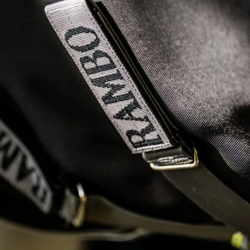 New - Couverture d'extérieur Rambo Turnout / thunderstorm gris/ argent 100g Couvertures Et Chemises