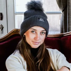 Best - Bonnet pompom gris Bonnets/ Bandeaux