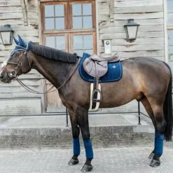 Online - Bonnet pour chevaux anti-bruits Wellington Velvet Pearls Bonnets Pour Chevaux