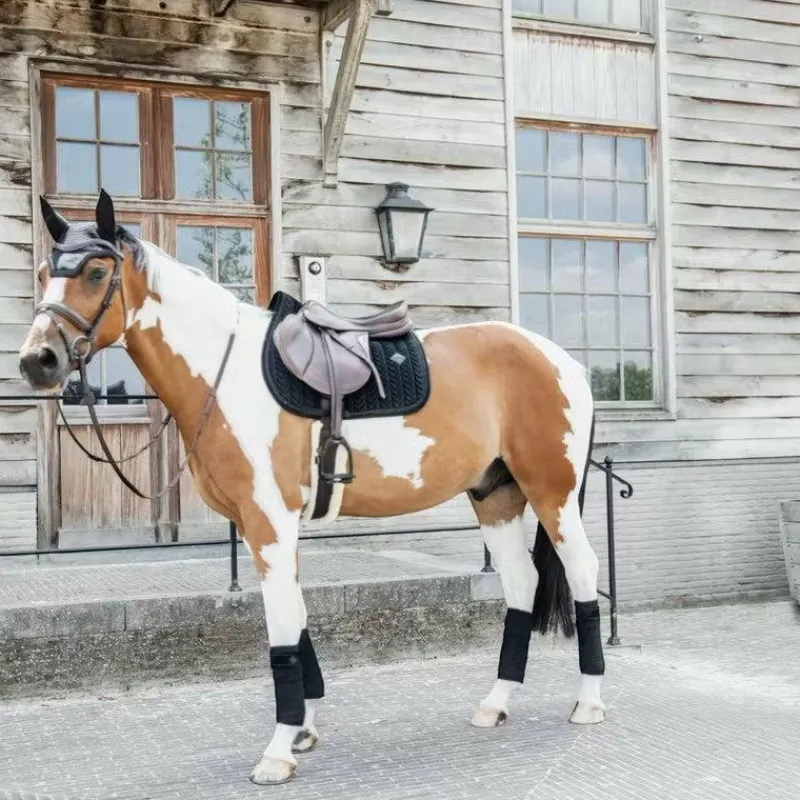 Hot - Bonnet pour chevaux anti-bruits Wellington Velvet Pearls Bonnets Pour Chevaux