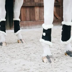 Online - Guêtre cheval Turnout Air mouton synthétique x2 Guêtres Fermées