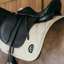 Discount - Tapis de dressage Wave 3D logo Tapis De Dressage|Tapis De Selle