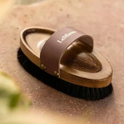 Brosses Douces*LeMieux - Brosse douce en laine de mouton Artisan Marron