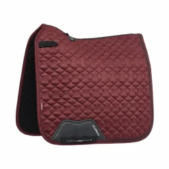 Dressage|Tapis De Dressage*LeMieux - Tapis de dressage Crystal Suede Bordeaux