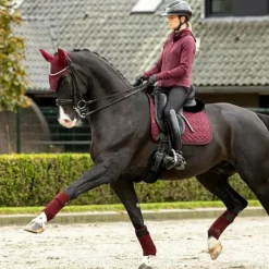 Dressage|Tapis De Dressage*LeMieux - Tapis de dressage Crystal Suede Bordeaux