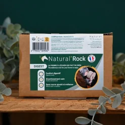 - Pierre à lécher Natural'Rock Digest Friandises Pour Chevaux