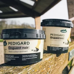 Best - Onguent pour sabots Pedigard noir Onguents Noirs